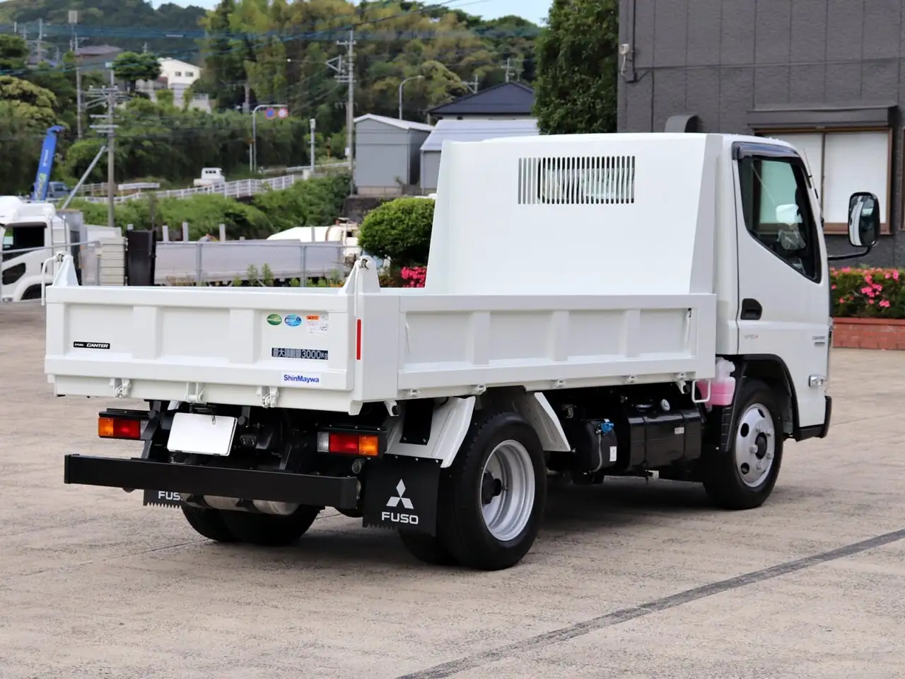 三菱 キャンター 小型 ダンプ 強化 カスタムの中古トラック画像4