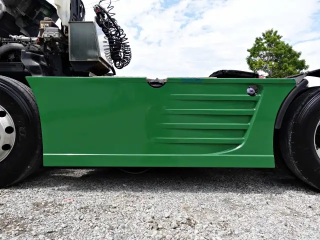 いすゞ ギガ 大型 トラクター ハイルーフ 1デフの中古トラック画像16