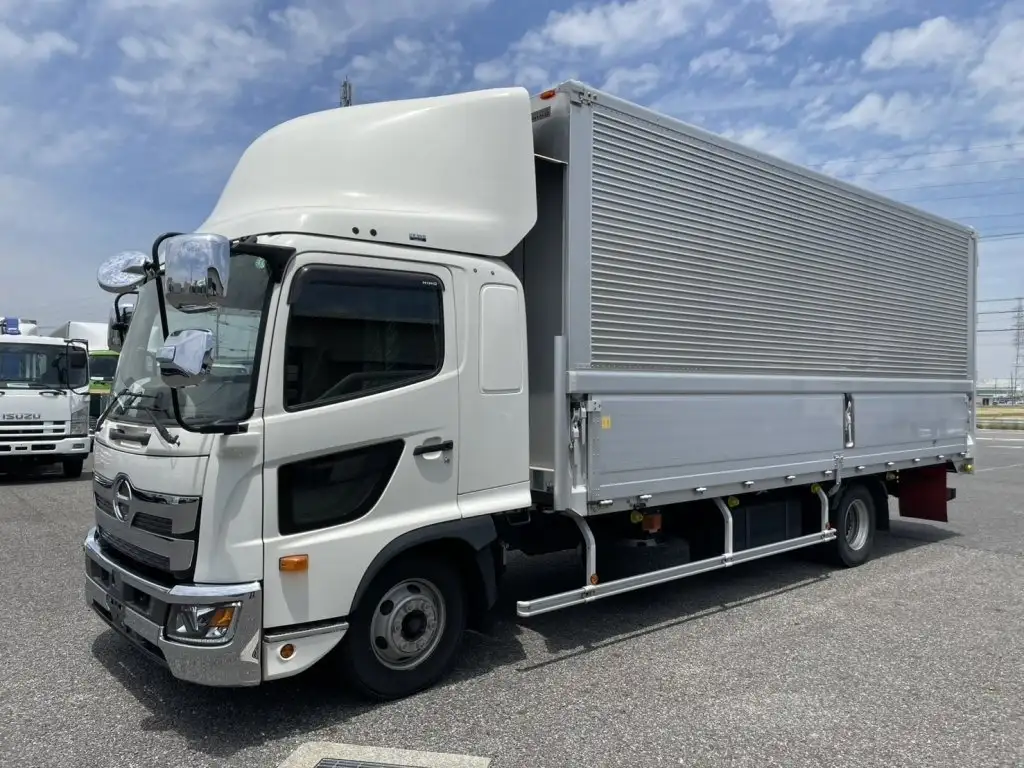 日野 レンジャー 中型/増トン ウイング エアサス ベッドの中古トラック画像1