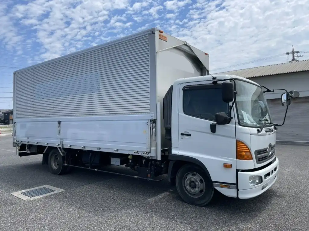 日野 レンジャー 中型/増トン ウイング TKG-FC9JKAG H27の中古トラック画像2