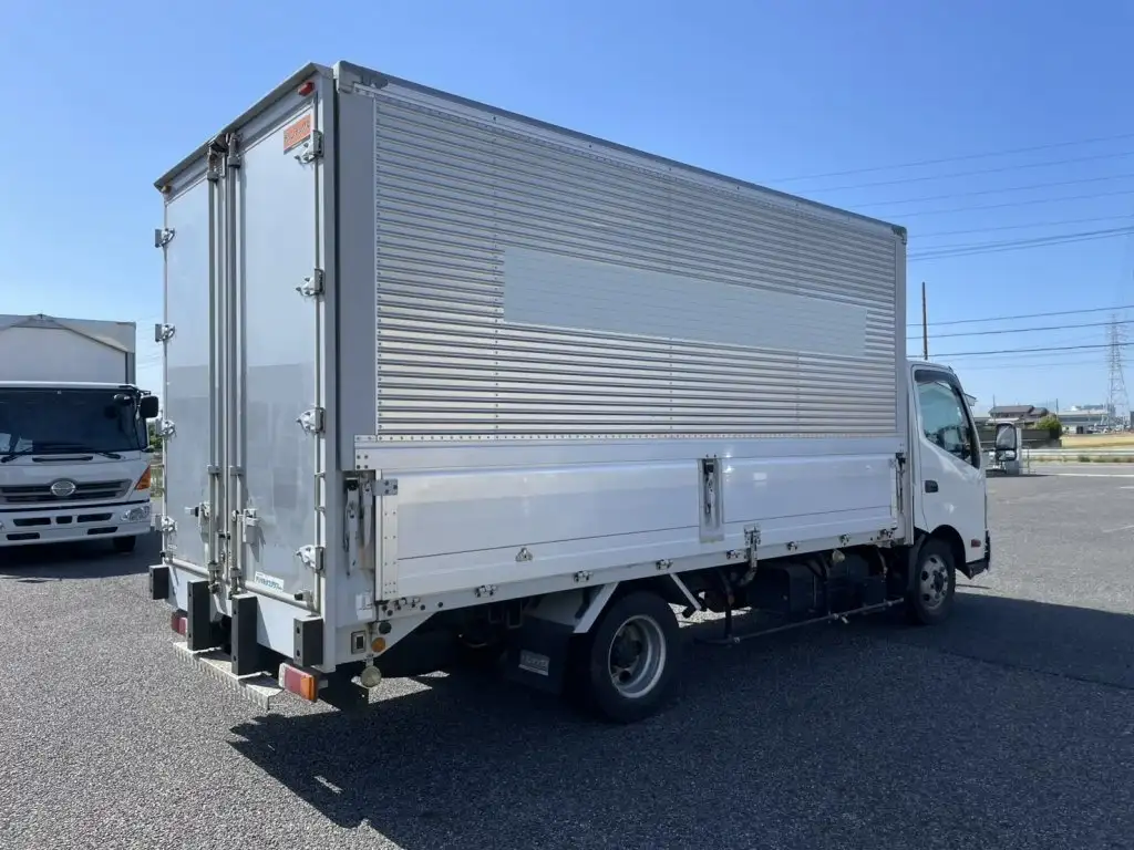 日野 デュトロ 小型 ウイング TKG-XZU710M H26の中古トラック画像3