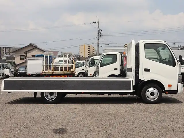 トヨタ ダイナ 小型 平ボディ 2RG-XZC710 R4の中古トラック画像7
