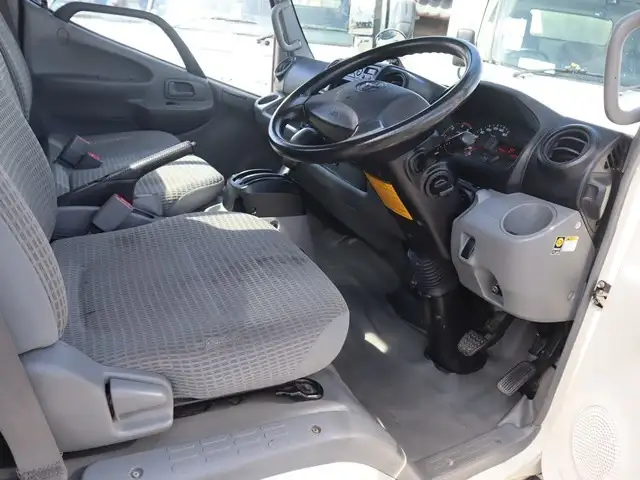 トヨタ ダイナ 小型 平ボディ TPG-XZU605 H29の中古トラック画像11