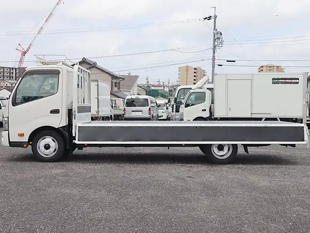 トヨタ ダイナ 小型 平ボディ 2RG-XZU720 R2の中古トラック画像7