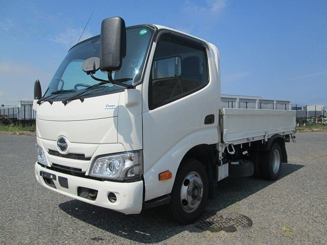 日野 デュトロ 小型 平ボディ 2RG-XZC605M R4 の中古トラック【車両No.162840】