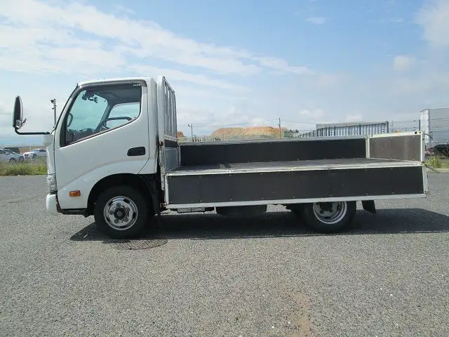 日野 デュトロ 小型 平ボディ 2RG-XZC605M R4の中古トラック画像8