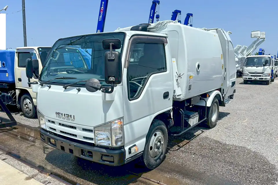 いすゞ エルフ 小型 パッカー車 プレス式 SKG-NKR85AN の中古トラック【車両No.190291】