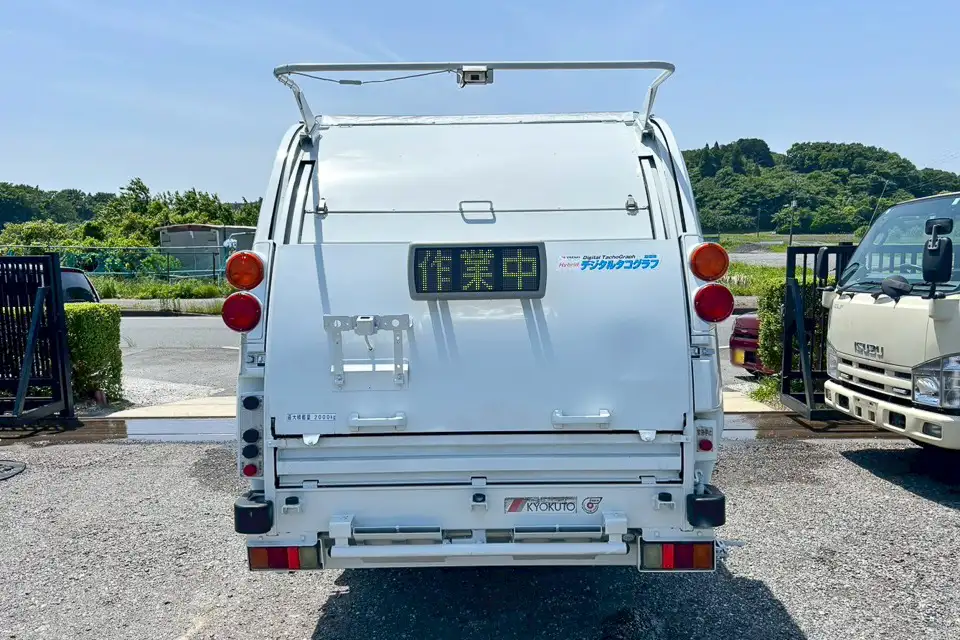 いすゞ エルフ 小型 パッカー車 プレス式 SKG-NKR85ANの中古トラック画像4
