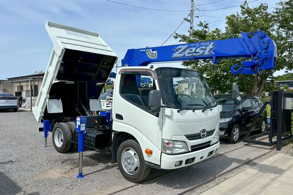 日野 デュトロ 小型 ダンプ クレーン付き TKG-XZU620Tの中古トラック画像5