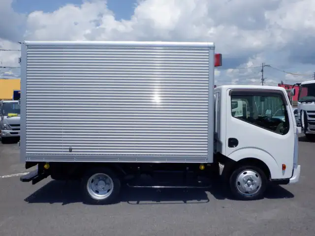 日産 アトラス 小型 アルミバン 床鉄板 サイドドアの中古トラック画像2