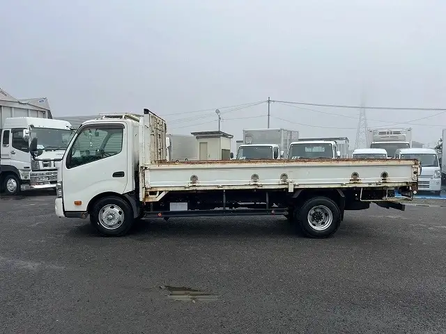日野 デュトロ 小型 平ボディ 床鉄板 TKG-XZU720Mの中古トラック画像8