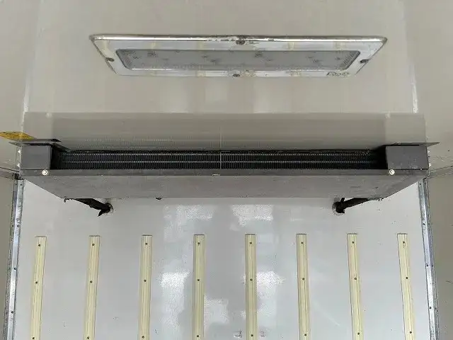 いすゞ エルフ 小型 冷凍冷蔵 低温 2室の中古トラック画像13