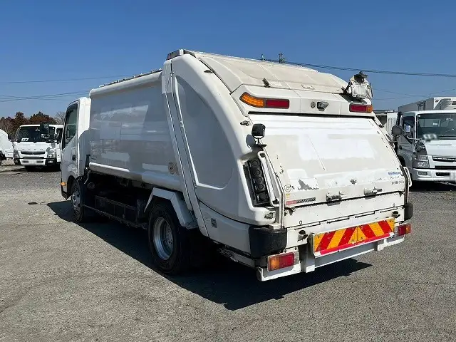 日野 デュトロ 小型 パッカー車 プレス式 SKG-XZU710Mの中古トラック画像6