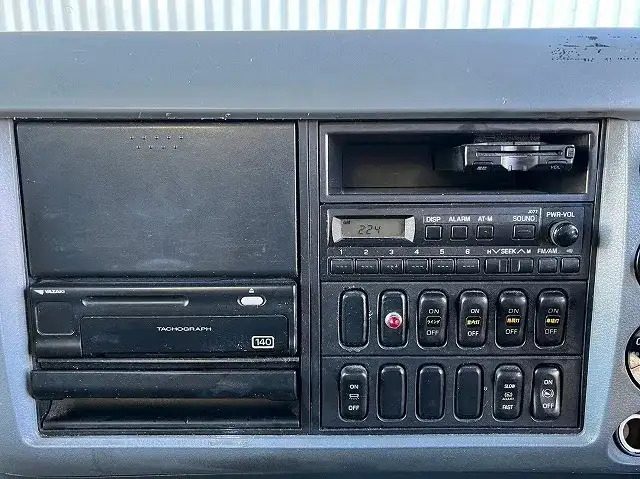 三菱 ファイター 中型/増トン ウイング パワーゲート 3枚観音の中古トラック画像10