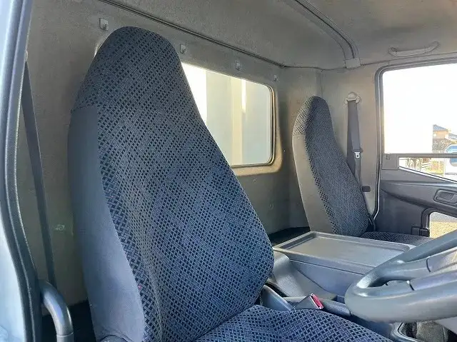 三菱 ファイター 中型/増トン ウイング パワーゲート 3枚観音の中古トラック画像7