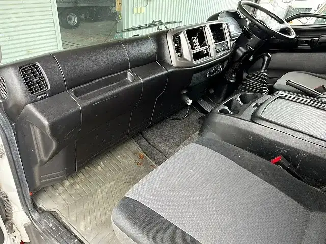 日野 レンジャー 中型/増トン ウイング パワーゲート エアサスの中古トラック画像13