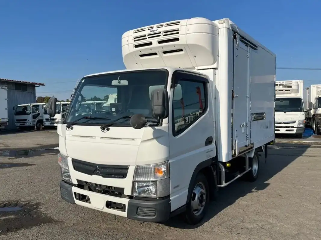 三菱 キャンター 小型 冷凍冷蔵 低温 キーストン の中古トラック【車両No.190377】