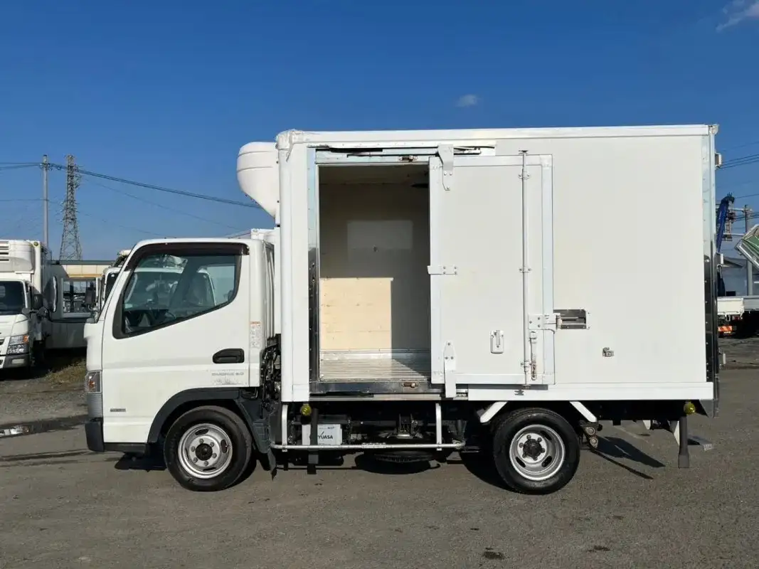 三菱 キャンター 小型 冷凍冷蔵 低温 キーストンの中古トラック画像8