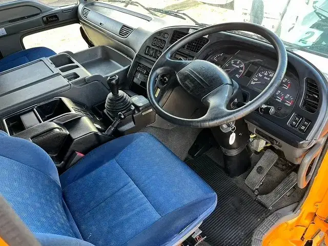 いすゞ ギガ 大型 ウイング ハイルーフ エアサスの中古トラック画像15