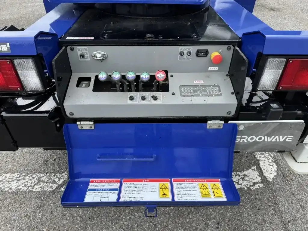 いすゞ エルフ 小型 高所・建柱車 高所作業車 2PG-NKR88Nの中古トラック画像7