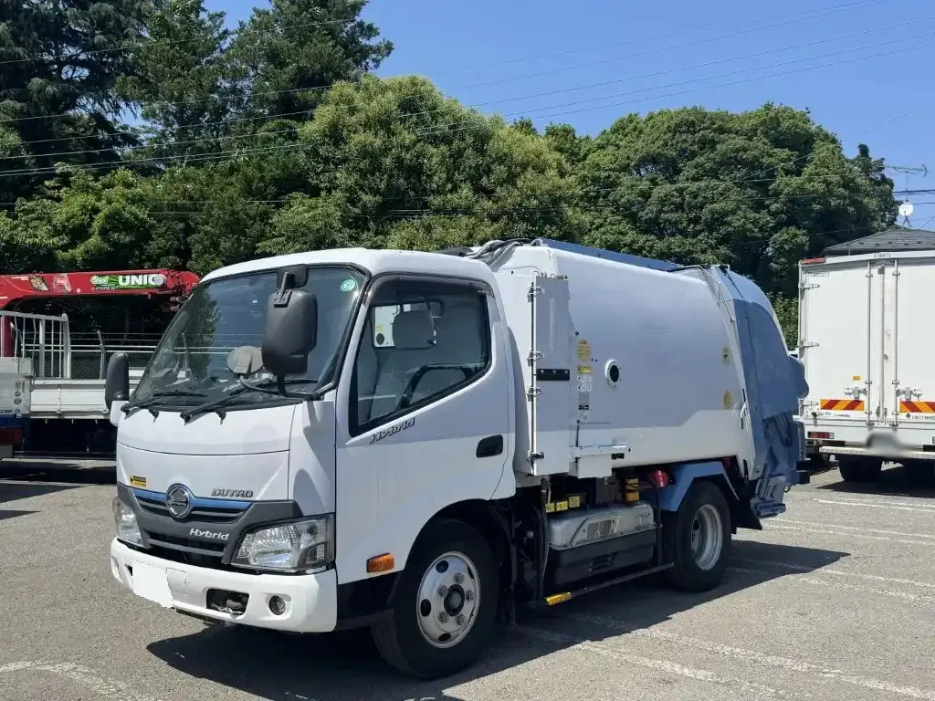 日野 デュトロ 小型 パッカー車 プレス式 TSG-XKU600X の中古トラック【車両No.190161】