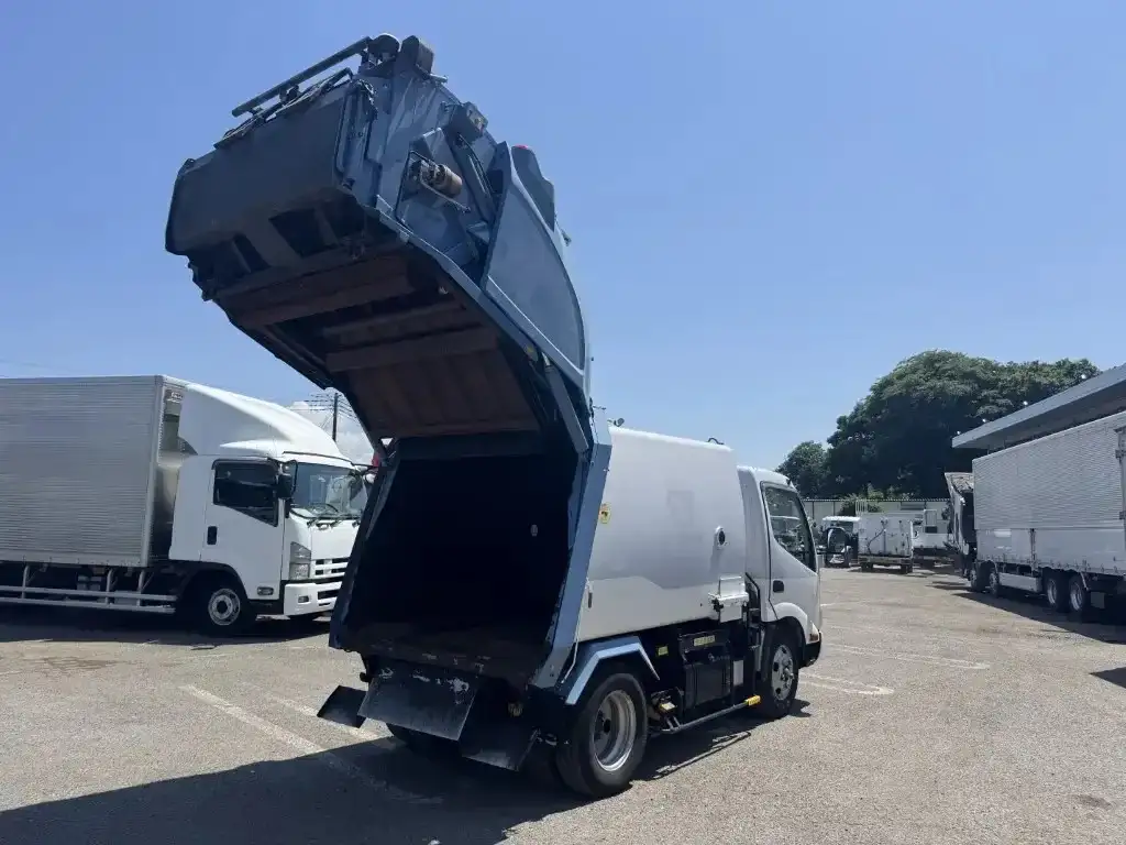 日野 デュトロ 小型 パッカー車 プレス式 TSG-XKU600Xの中古トラック画像5