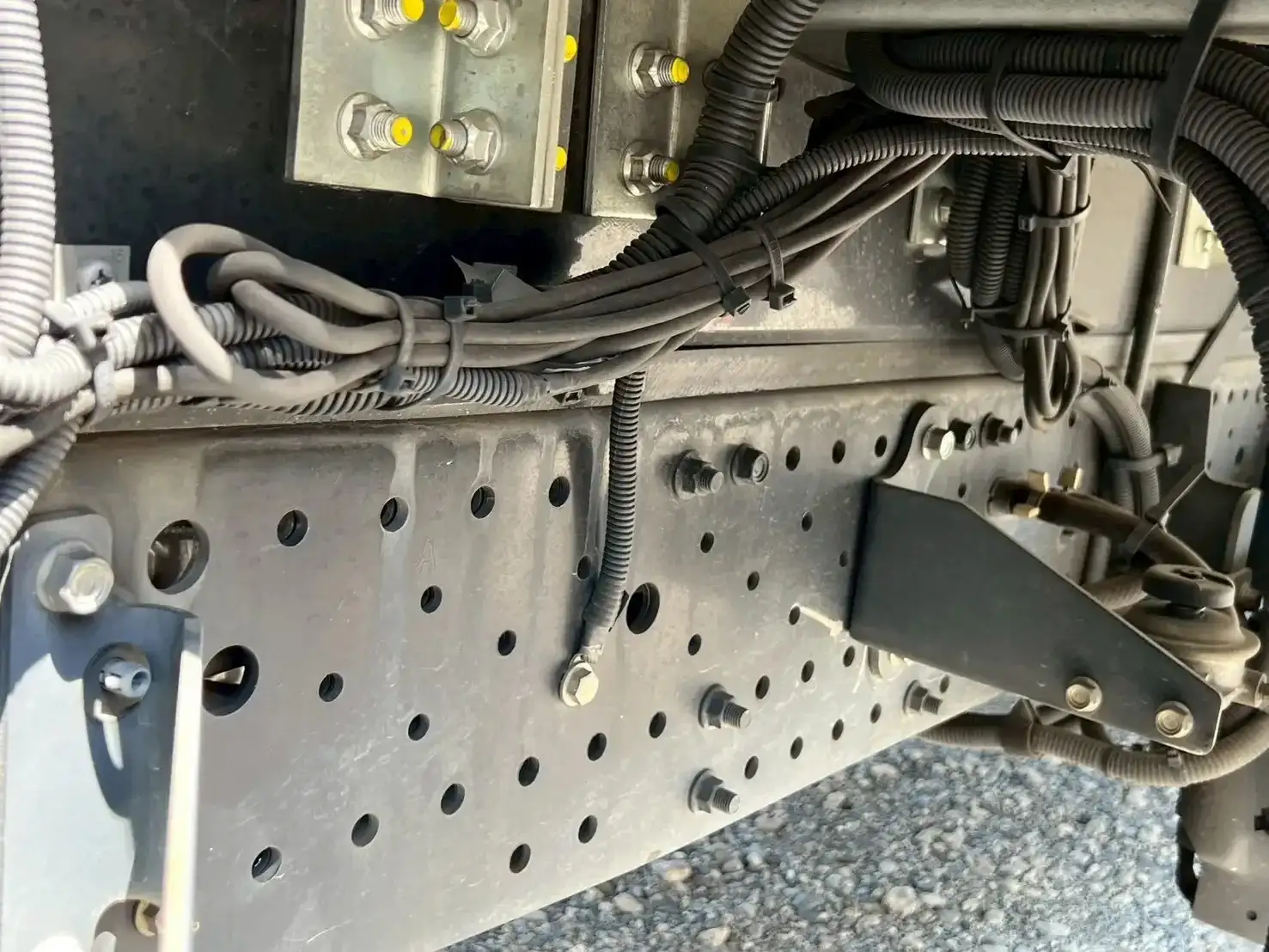 いすゞ エルフ 小型 冷凍冷蔵 保冷 サイドドアの中古トラック画像像17