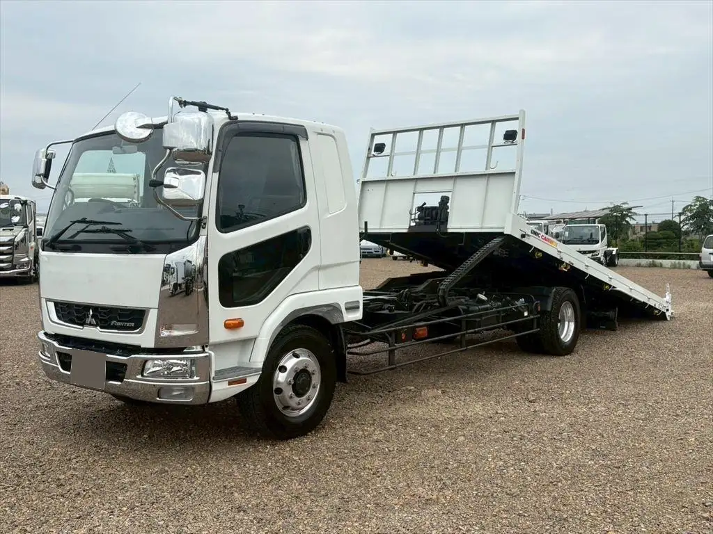 三菱 ファイター 中型/増トン 車両重機運搬 ラジコン ウインチ の中古トラック【車両No.190300】