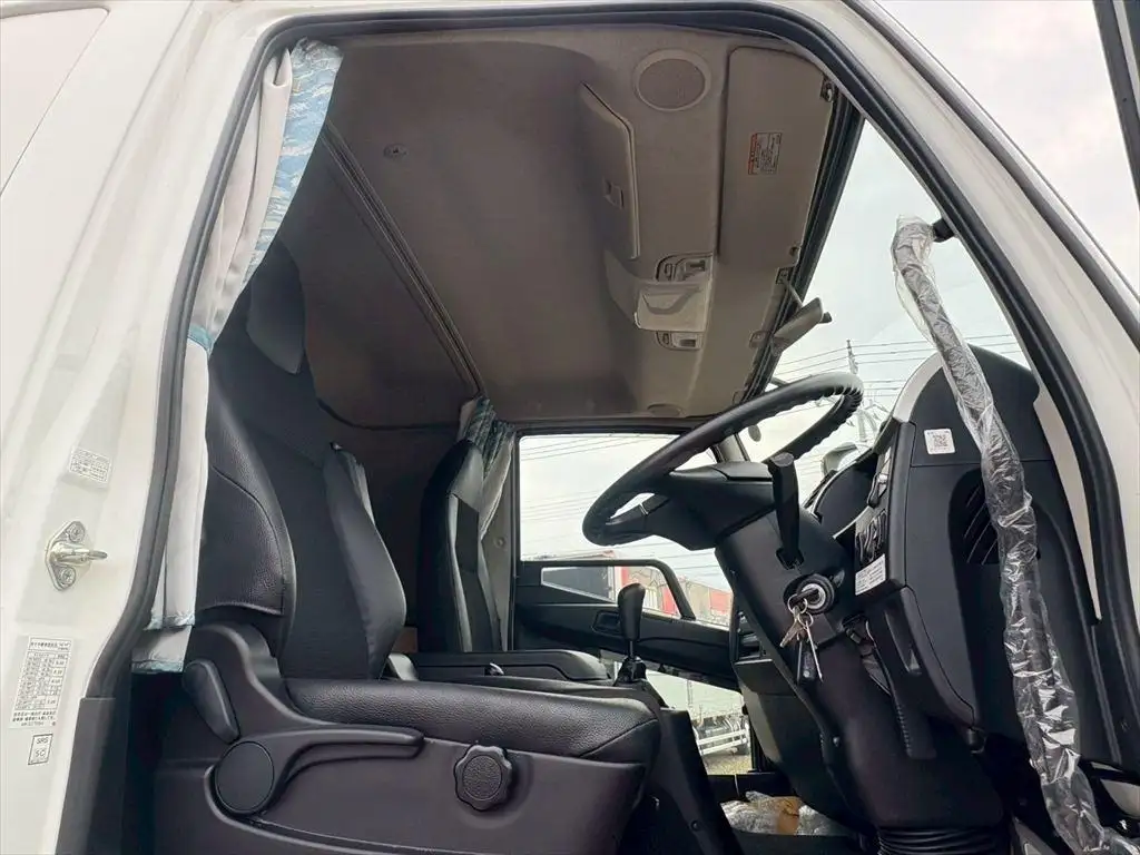 三菱 ファイター 中型/増トン 車両重機運搬 ラジコン ウインチの中古トラック画像11