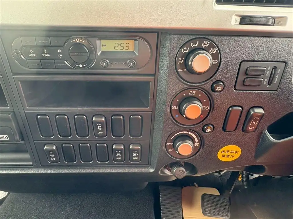 三菱 ファイター 中型/増トン 車両重機運搬 ラジコン ウインチの中古トラック画像13