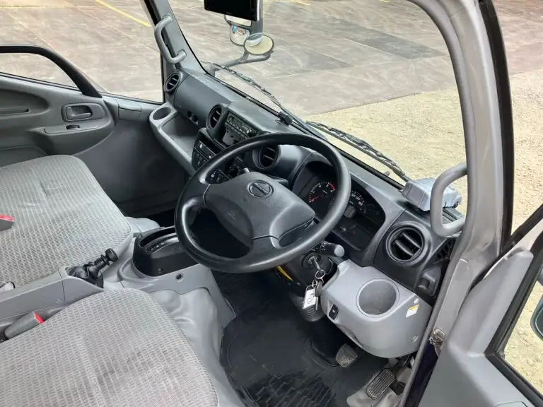 日野 デュトロ 小型 アルミバン パワーゲート TPG-XZC655Mの中古トラック画像12