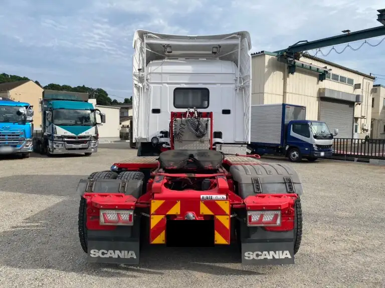 スカニア トラック 大型 トラクター ハイルーフ 1デフの中古トラック画像5