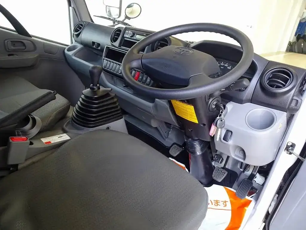 トヨタ ダイナ 小型 平ボディ 2DG-GDY231 R6の中古トラック画像8