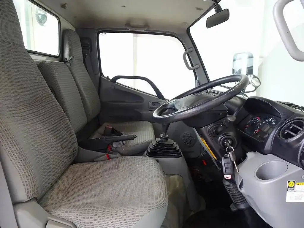 トヨタ ダイナ 小型 平ボディ LDF-KDY281 R2の中古トラック画像6