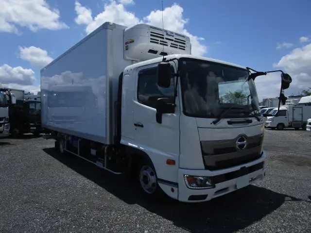 日野 レンジャー 中型/増トン 冷凍冷蔵 低温 パワーゲートの中古トラック画像2