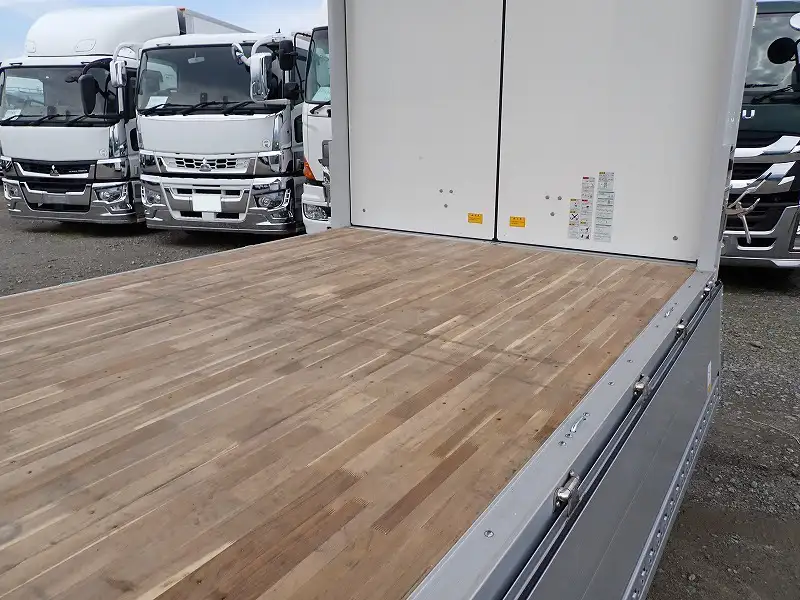三菱 ファイター 中型/増トン ウイング パワーゲート エアサスの中古トラック画像9