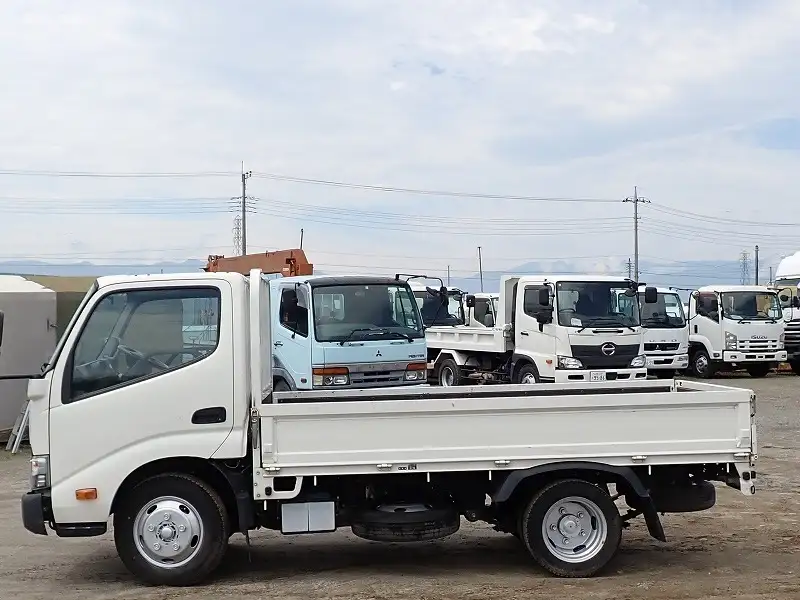 トヨタ ダイナ 小型 平ボディ TKG-XZC605 H31/R1の中古トラック画像7