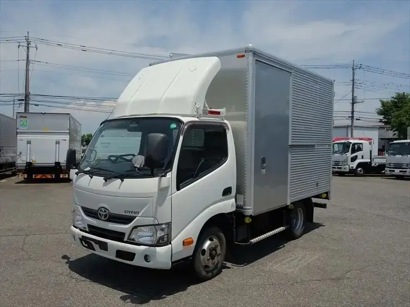 トヨタ ダイナ 小型 アルミバン サイドドア TPG-XZC605 の中古トラック【車両No.190538】