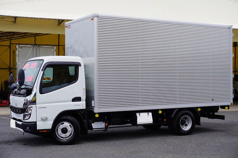 三菱 キャンター 小型 アルミバン サイドドア 2RG-FEA20 の中古トラック【車両No.190534】