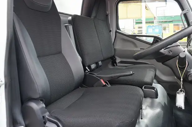 三菱 キャンター 小型 アルミバン 2RG-FEA20 R4の中古トラック画像10