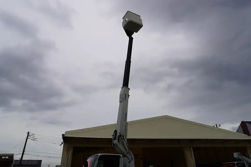 三菱 キャンター 小型 高所・建柱車 高所作業車 電工仕様の中古トラック画像10