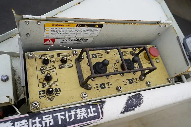 三菱 キャンター 小型 高所・建柱車 高所作業車 電工仕様の中古トラック画像12
