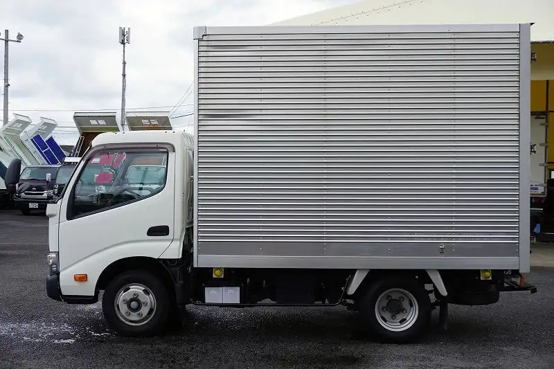 トヨタ ダイナ 小型 アルミバン TPG-XZU605 H30の中古トラック画像8