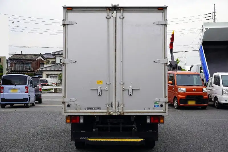 いすゞ エルフ 小型 アルミバン 2RG-NLR88AN R2の中古トラック画像3