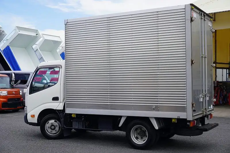 トヨタ ダイナ 小型 アルミバン TPG-XZU605 H30の中古トラック画像5