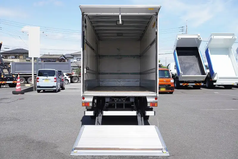 いすゞ エルフ 小型 アルミバン パワーゲート サイドドアの中古トラック画像5