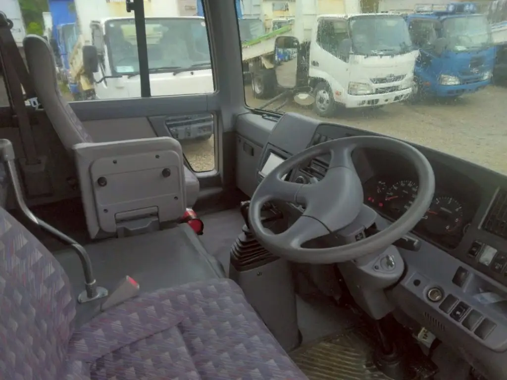 日産 シビリアン 小型 バス マイクロバス UD-DVW41の中古トラック画像8