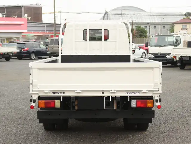トヨタ トヨエース 小型 平ボディ 床鉄板 2RG-XZU655の中古トラック画像4