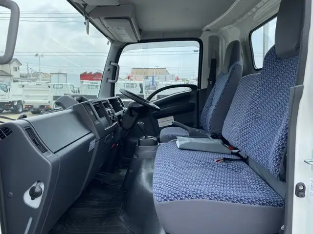いすゞ エルフ 小型 平ボディ 2RG-NPR88YN R5の中古トラック画像12