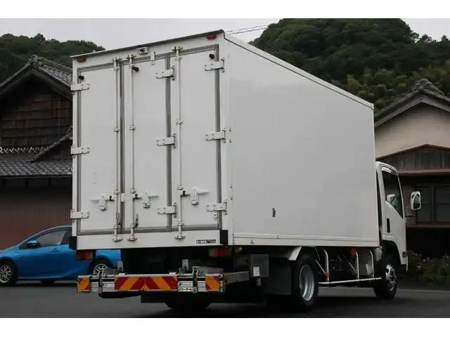 いすゞ エルフ 小型 冷凍冷蔵 低温 パワーゲートの中古トラック画像2